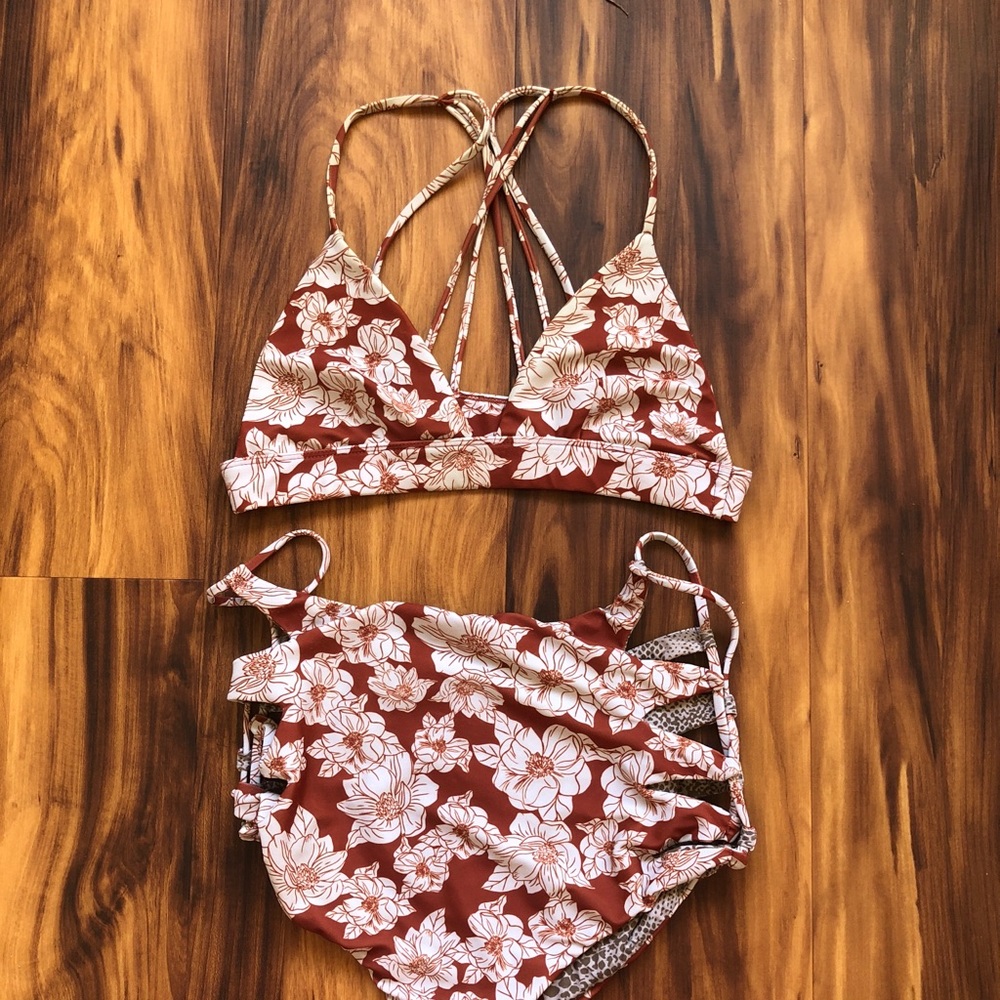 ACACIA Rust Magnolia Bikini / Awapui & Queens